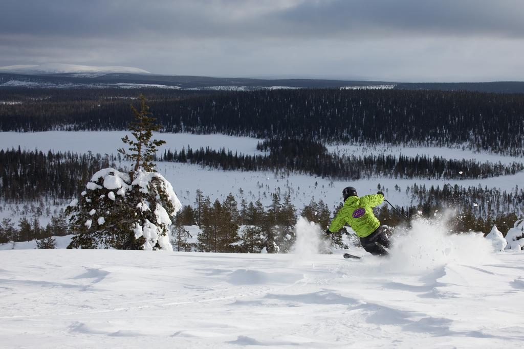 Lapland Hotels Saaga Yllasjarvi Exterior photo